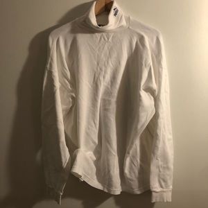 Puma Turtleneck Size Large